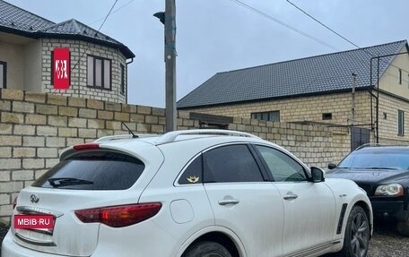 Infiniti FX II, 2010 год, 1 450 000 рублей, 6 фотография