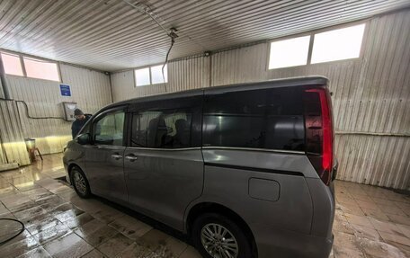 Toyota Esquire I, 2016 год, 2 070 000 рублей, 6 фотография