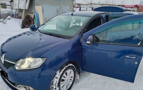 Renault Logan II, 2014 год, 700 000 рублей, 3 фотография