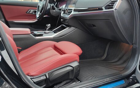 BMW 3 серия, 2021 год, 3 880 000 рублей, 11 фотография