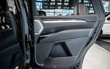 Cadillac Escalade V, 2025 год, 20 403 136 рублей, 17 фотография