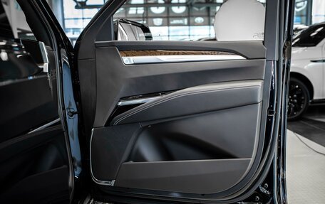 Cadillac Escalade V, 2025 год, 20 403 136 рублей, 20 фотография