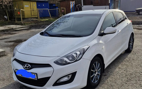 Hyundai i30 II рестайлинг, 2014 год, 899 000 рублей, 3 фотография