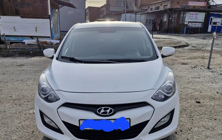 Hyundai i30 II рестайлинг, 2014 год, 899 000 рублей, 4 фотография