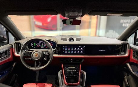 Porsche Cayenne III, 2024 год, 17 790 000 рублей, 9 фотография