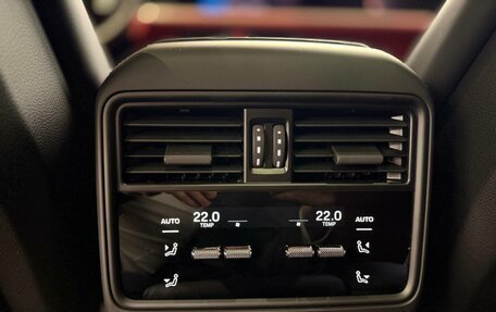 Porsche Cayenne III, 2024 год, 17 790 000 рублей, 12 фотография