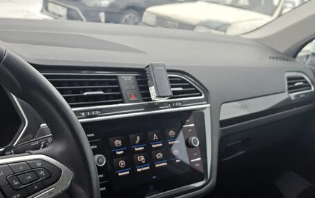 Volkswagen Tiguan II, 2022 год, 3 200 000 рублей, 6 фотография