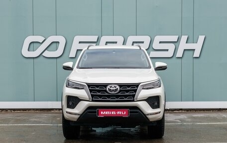 Toyota Fortuner II, 2022 год, 4 700 000 рублей, 3 фотография