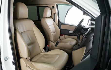 Hyundai H-1 II рестайлинг, 2021 год, 3 197 000 рублей, 8 фотография