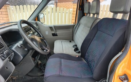 Volkswagen Transporter T4, 2001 год, 700 000 рублей, 14 фотография