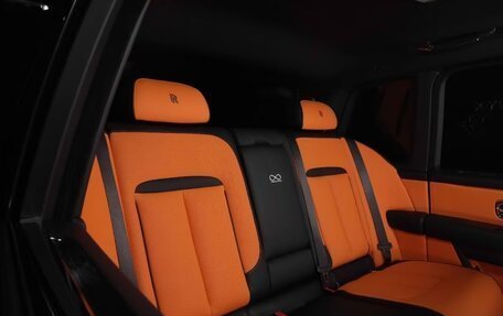 Rolls-Royce Cullinan, 2026 год, 62 900 000 рублей, 17 фотография