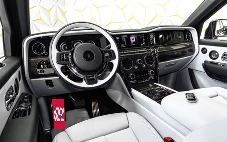 Rolls-Royce Cullinan, 2026 год, 42 900 000 рублей, 8 фотография