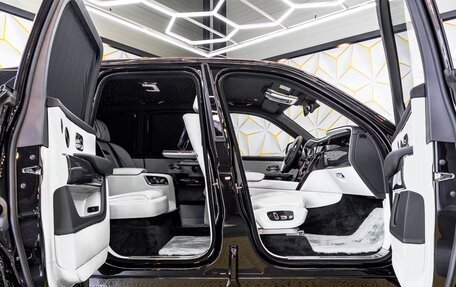 Rolls-Royce Cullinan, 2026 год, 42 900 000 рублей, 15 фотография