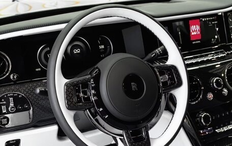 Rolls-Royce Cullinan, 2026 год, 42 900 000 рублей, 11 фотография