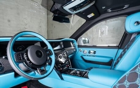 Rolls-Royce Cullinan, 2026 год, 62 900 000 рублей, 20 фотография