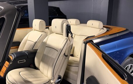 Rolls-Royce Phantom VII рестайлинг, 2014 год, 45 000 000 рублей, 12 фотография