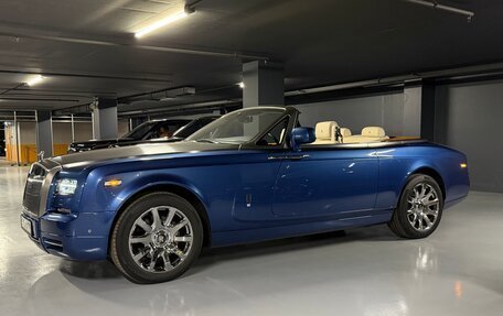 Rolls-Royce Phantom VII рестайлинг, 2014 год, 45 000 000 рублей, 5 фотография