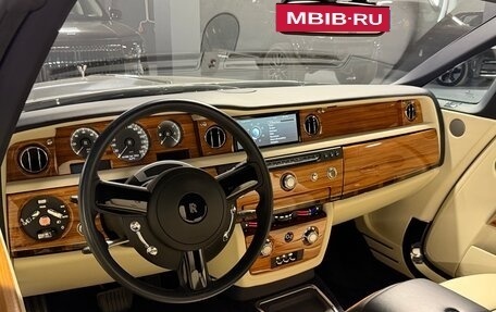 Rolls-Royce Phantom VII рестайлинг, 2014 год, 45 000 000 рублей, 10 фотография