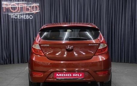 Hyundai Solaris II рестайлинг, 2012 год, 898 000 рублей, 6 фотография