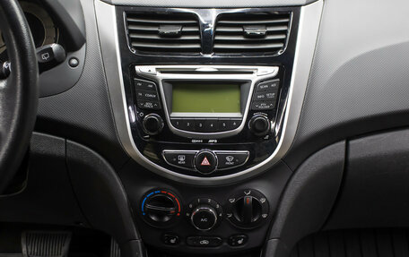 Hyundai Solaris II рестайлинг, 2012 год, 898 000 рублей, 15 фотография