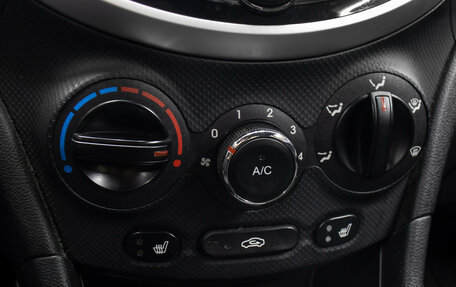 Hyundai Solaris II рестайлинг, 2012 год, 898 000 рублей, 18 фотография