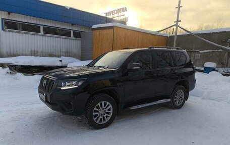 Toyota Land Cruiser Prado 150 рестайлинг 2, 2021 год, 4 997 000 рублей, 11 фотография