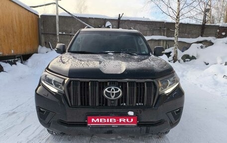 Toyota Land Cruiser Prado 150 рестайлинг 2, 2021 год, 4 997 000 рублей, 14 фотография