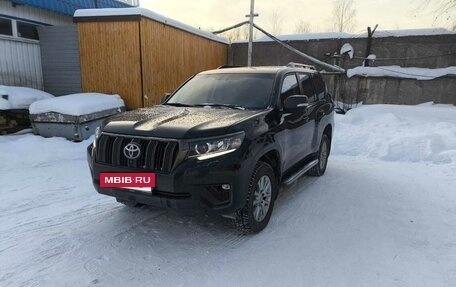 Toyota Land Cruiser Prado 150 рестайлинг 2, 2021 год, 4 997 000 рублей, 13 фотография