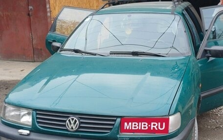 Volkswagen Passat B4, 1994 год, 350 000 рублей, 1 фотография