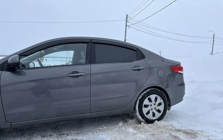 KIA Rio III рестайлинг, 2015 год, 900 000 рублей, 4 фотография