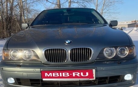 BMW 5 серия, 2001 год, 999 999 рублей, 2 фотография
