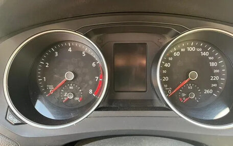 Volkswagen Jetta VI, 2015 год, 895 000 рублей, 8 фотография