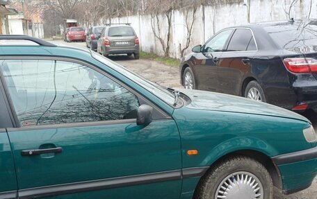 Volkswagen Passat B4, 1994 год, 350 000 рублей, 4 фотография