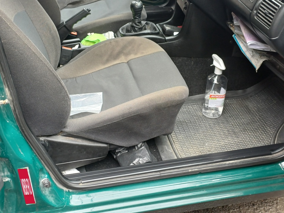 Volkswagen Passat B4, 1994 год, 350 000 рублей, 12 фотография