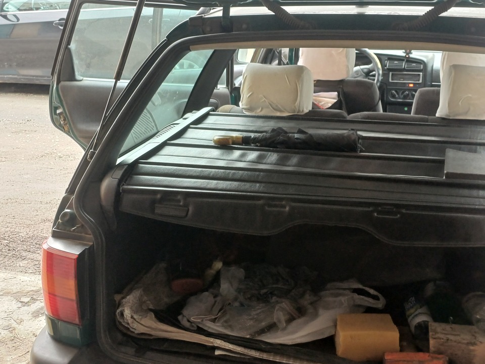 Volkswagen Passat B4, 1994 год, 350 000 рублей, 10 фотография