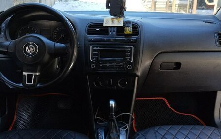 Volkswagen Polo VI (EU Market), 2013 год, 850 000 рублей, 1 фотография