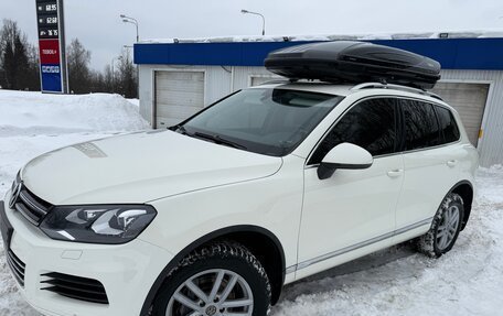 Volkswagen Touareg III, 2011 год, 2 300 000 рублей, 1 фотография