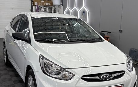 Hyundai Solaris II рестайлинг, 2014 год, 950 000 рублей, 2 фотография