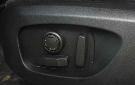 Land Rover Discovery Sport I рестайлинг, 2016 год, 2 099 000 рублей, 19 фотография