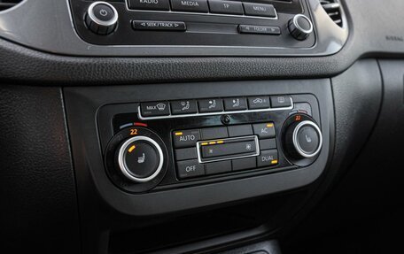 Volkswagen Tiguan I, 2011 год, 1 229 000 рублей, 14 фотография