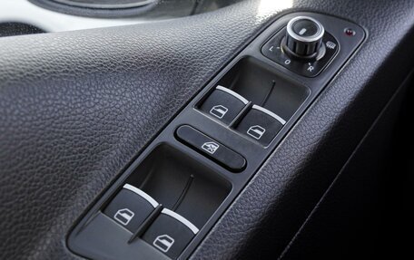 Volkswagen Tiguan I, 2011 год, 1 229 000 рублей, 18 фотография