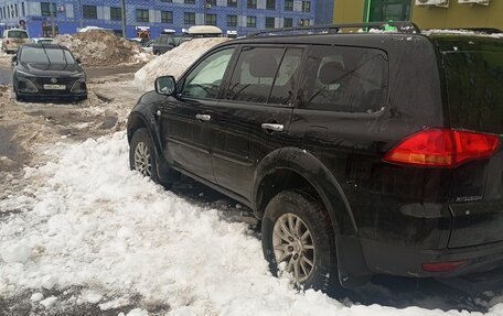 Mitsubishi Pajero Sport II рестайлинг, 2011 год, 1 000 000 рублей, 5 фотография