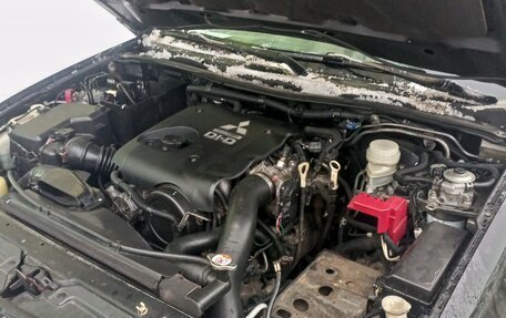 Mitsubishi Pajero Sport II рестайлинг, 2011 год, 1 000 000 рублей, 8 фотография