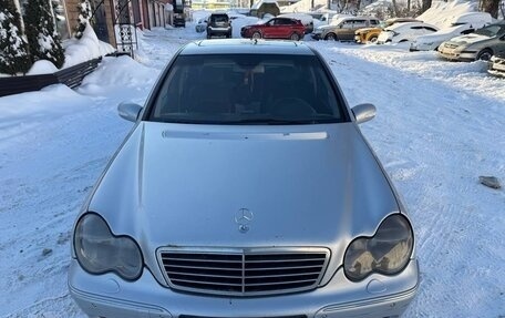 Mercedes-Benz C-Класс, 2000 год, 800 000 рублей, 13 фотография