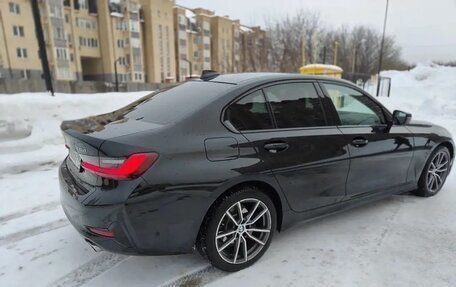 BMW 3 серия, 2021 год, 3 880 000 рублей, 10 фотография