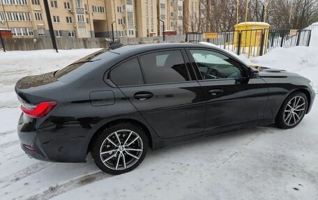 BMW 3 серия, 2021 год, 3 880 000 рублей, 13 фотография
