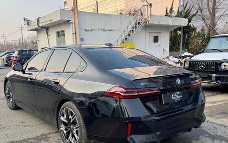 BMW 5 серия, 2026 год, 8 870 000 рублей, 4 фотография