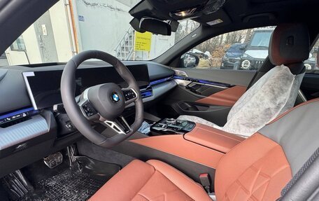 BMW 5 серия, 2026 год, 8 870 000 рублей, 13 фотография