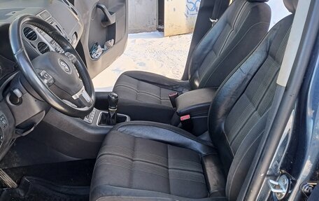 Volkswagen Golf Plus II, 2012 год, 710 000 рублей, 27 фотография