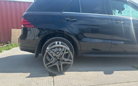 Mercedes-Benz GLE, 2016 год, 3 850 000 рублей, 3 фотография